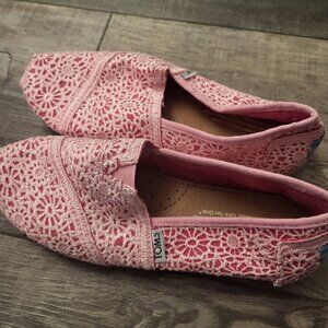 TOMS Kids Alpargata Hot Pink Moroccan Crochet Lace Youth Size 2